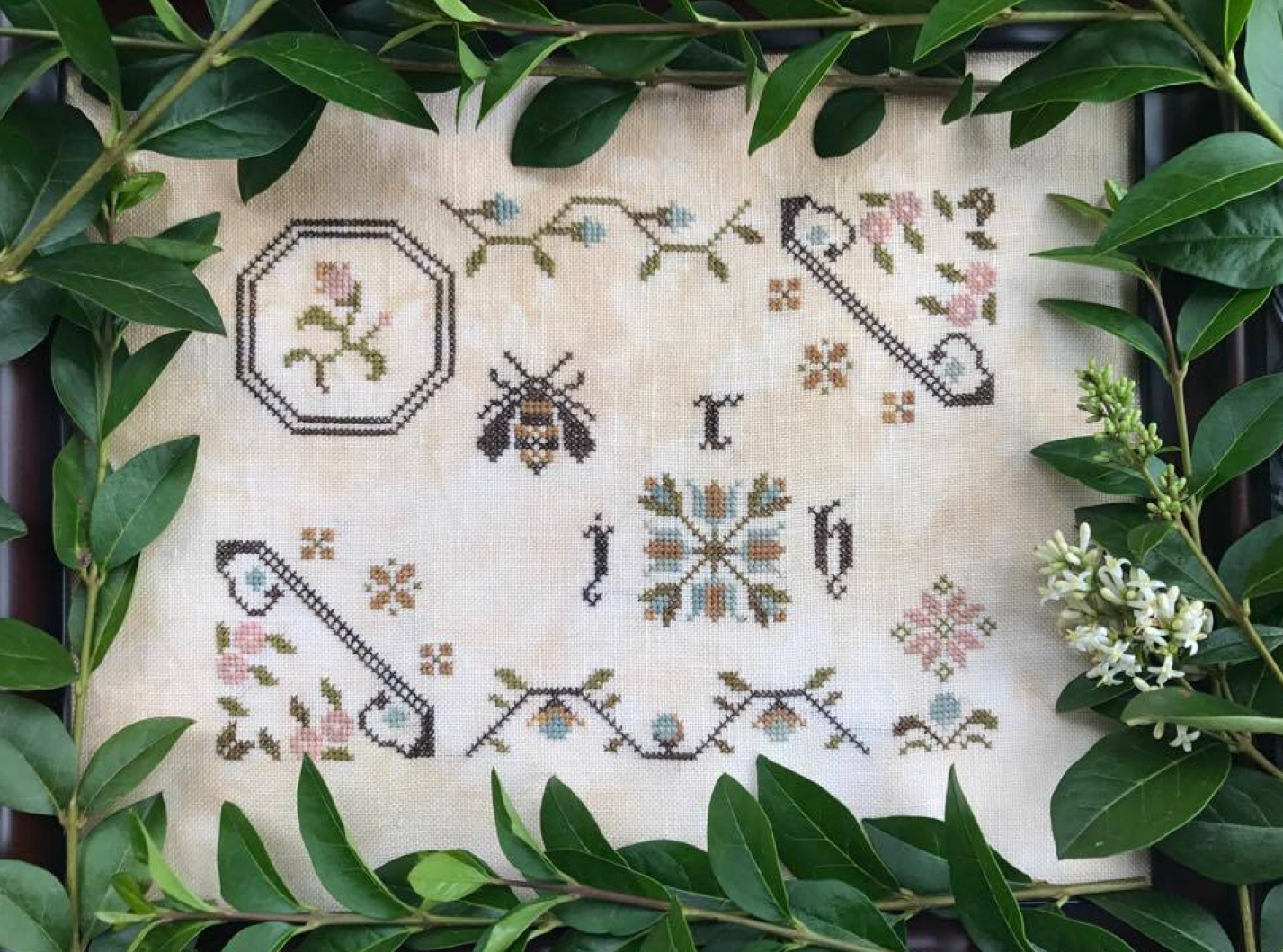 Busy Bee Sampler Cross Stitch Pattern - PDF Digital Download